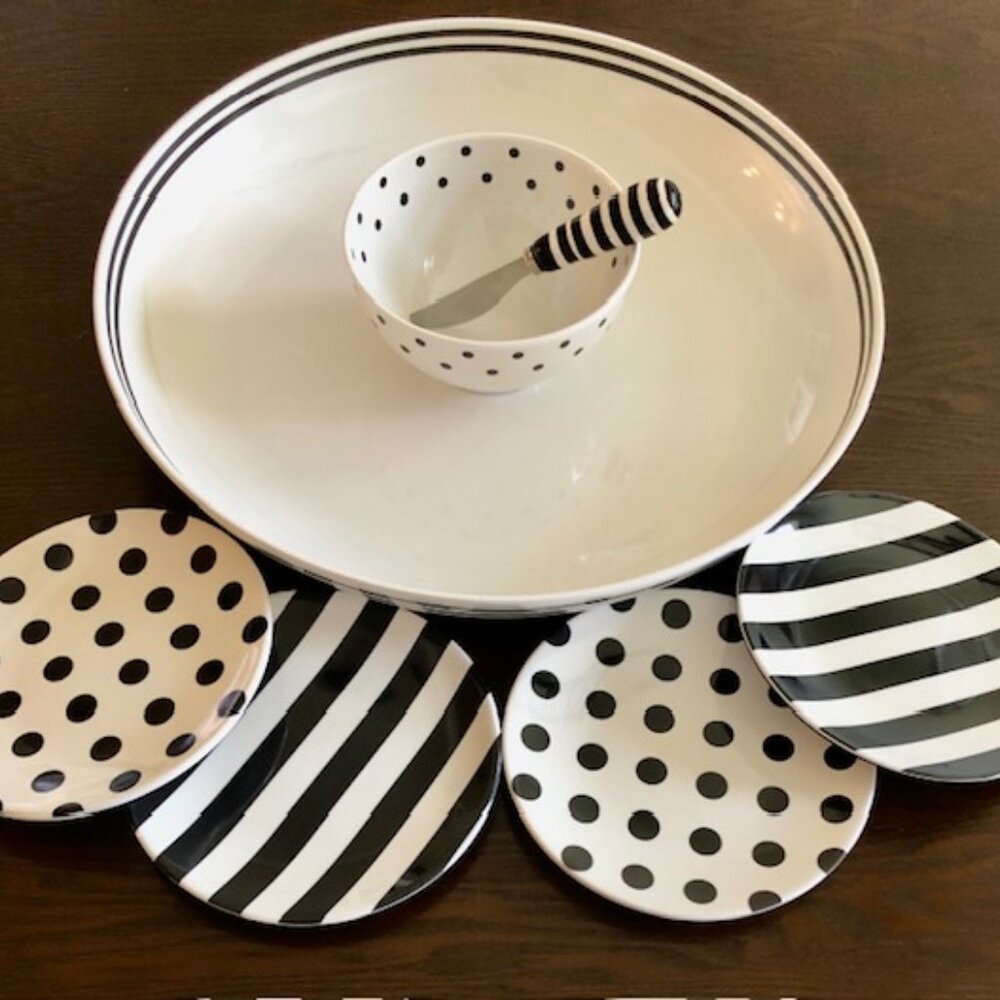 Kate Spade chip & dip bowl w/4 tidbit plates